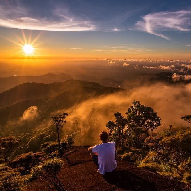 Hike up to Lambs Head & Kahlpahlim Rock